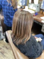 アート(art)&nbsp;ミディアムレイヤー+白髪ぼかしハイライト