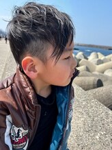 稲月美容室 刈上げアシメ