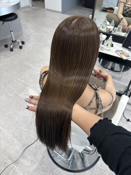 ルクス(Luxs) オリーブベージュ