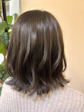 ル コワン ククー(Le coin coucou) オリーブカラー♪