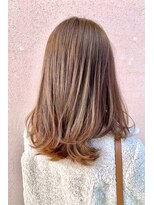 リフトバイマグ 松本駅前店(lift by mag)&nbsp;20代30代40代抜け感ショートレイヤーミルクティベージュ
