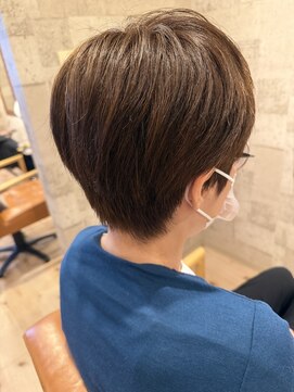 ヘアサロン アプリ(hair salon APPLI) 透け感ブラウンの丸み美人ショート