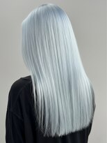 イロ バイ マグ(IRO by Mag) ハイトーン×ライトブルー◎艶感ストレートセミロング