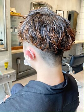 ラグシス ザ バックルーム(LUXIS THE BACK ROOM) スパイラル×刈り上げ