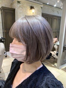 シャンティー 東戸塚店(Shanti) パールシルバー/金髪ボブ/フレンチガーリー/うる艶髪/艶感