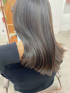 ナル(nalu.) ミディアム/艶カラー/プレミアムトリートメント