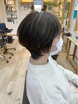 オーシャン(Ocean) [OCEAN Hair&Life藤原純] 白髪ぼかしハイライトくびれショート☆