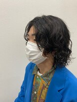 ゴデーレ(GODERE)&nbsp;20代30代無造作ツイストスパイラルパーマ×センターパート