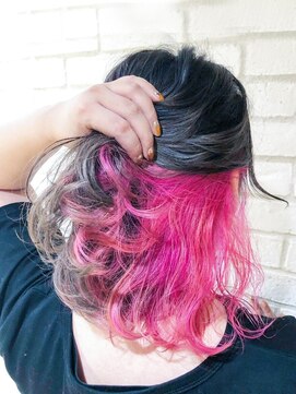 ヴィム うるま店(VIM) ネオンピンクインナーカラー