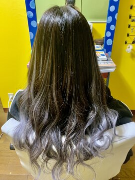 ドットアール(.R) シルバーグラデーション