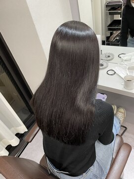 コア 梅田(Core) 髪質改善 縮毛矯正　韓国ヘア　艶髪