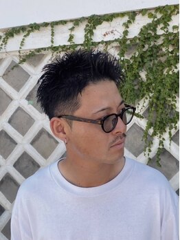 イージーライフ カットクラブ(EASY LIFE CUT CLUB)の写真/ONでもOFFでもキマるスタイルをご提案◎再現性の高さと技術力が魅力。忙しい朝に簡単なセットでかっこよく!