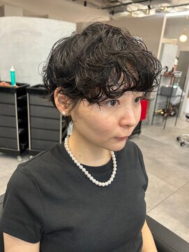 プシュケ(PSYCHE) 大人かわいい耳掛けハンサムひし形束感ショート☆ウェーブパーマ