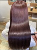 大人かわいい小顔ペールパープルカラーストレートロング