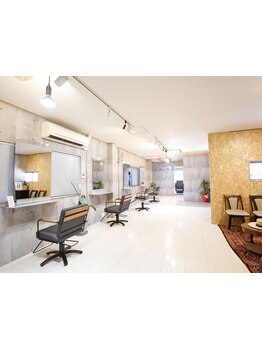 最高峰のメンズ特化技術で【HPB AWARD 2024 BEST SALON 注目サロン選出】！メンズならではのお悩み解決！