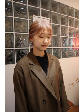 【VIXUS】 style collection_淡色ピンクベージュ×UPスタイル