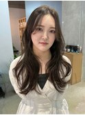 透明感ベージュ×ナチュラルレイヤー