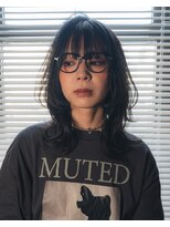 リムー(Rmmu)&nbsp;ウルフレイヤーダークグレージュ