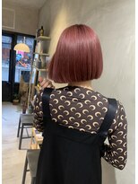 シー(Ciii)&nbsp;stylist イケダ>> ストレートボブ×オレンジピンク