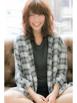 クラン(clan) clan<抜け感大人伸ばしかけナチュラルショート>