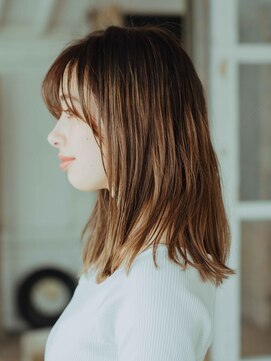 美容室チック 大島店(chic) 切りっぱなしナチュラルセミロング［大島/大島駅］