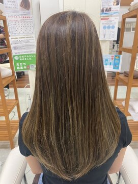 ビーズ センター北店(BEES) ベージュ系ハイライト/ロングヘアー