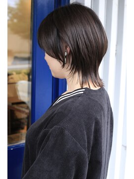 ヘアーサロン ビー(hair salon b.) マッシュウルフ　ショートウルフ　マッシュショートウルフ