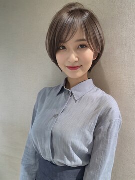 アルトル 池袋(altru) ◇大人可愛い30代40代50代白髪ぼかしショートボブくびれショート