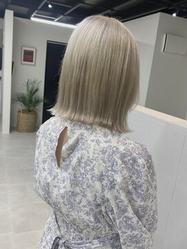 オル('olu) ブロンドベージュタッセル