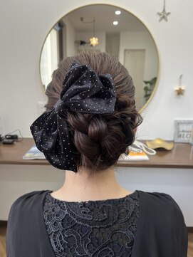 ウルー(Uruu-) サイドシニヨン