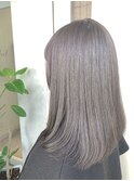 グレージュ/モノトーングレージュ/顔周りレイヤー/ブリーチなし