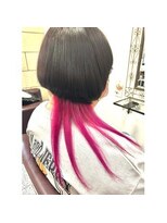 ヘアーアンドメイクステラ&nbsp;個性際立つインナーカラー