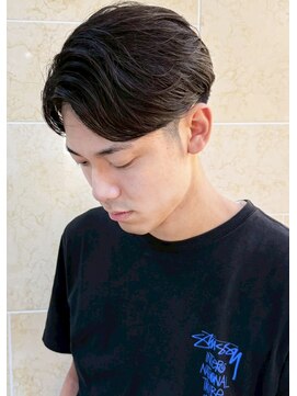 ケアシンサイバシ(CARE shinsaibashi) メンズカット/メンズショート/刈り上げスタイル/センターパート