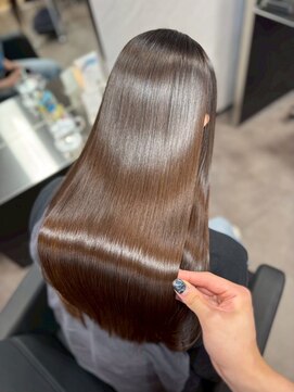 ユーザ(YUZA) 縮毛矯正