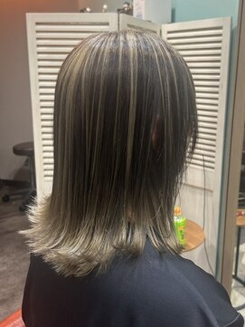シェリー(Cherie) バレイヤージュカラー
