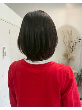 ロッカヘアエジェ(ROCCA hair eje.) イメチェン乾かすだけでまとまるボブ