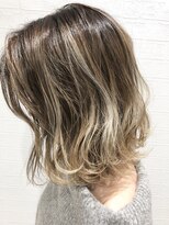 レーヴ(Reve)&nbsp;グラデーション×ホワイトグレージュ×ボブ【レーヴ】