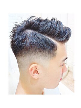 ウーロス(uros.) 爽やかショート