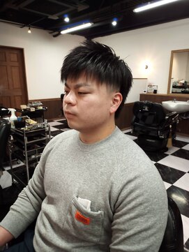 モリゲン フェローシップ レグ(MORIGEN fellowship REGU) ツーブロックフェードスタイル