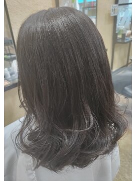 エイチ エアー ダヴ H air DAV調布北口 白髪ぼかしハイライト シルバーメッシュ