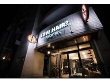 ラブヘア フォーメン フォース(LOVE HAIR for men 4th)の雰囲気（平日22時まで受付可能で仕事帰り学校帰りにご利用できます）