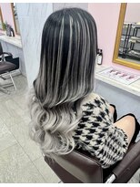 ディーシー 渋谷店(D.C)&nbsp;外国人風シルバーアッシュバレイヤージュ