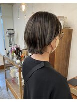 スロウ(sloe)&nbsp;ハイライトと伸ばしかけボブ