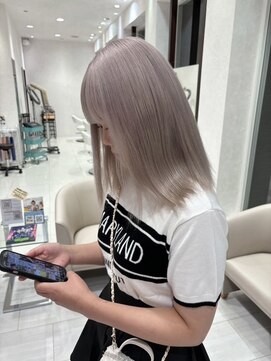 アース 高崎店(HAIR & MAKE EARTH) パールベージュ_ミルクティーカラー_ケアブリーチ_ハイトーン
