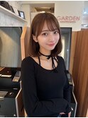 黒髪ボブルフネビージュワンレンくびレイヤーミディアムヘア