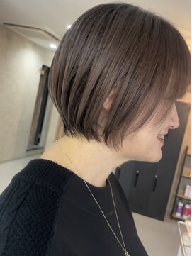 ウィロー(will/ow) ショートボブ