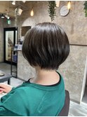 大人女性くびれショート