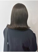 オリーブベージュ透明感カラー＊外ハネミディアム赤み消しカラー