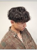 刈り上げショートマッシュ波巻きスパイラルパーマ