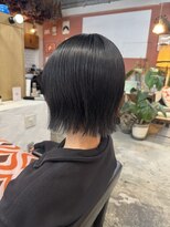 チャプター 問屋町(chapter)&nbsp;透明感ケアカラーアッシュブルーブラック切りっぱなしボブ韓国